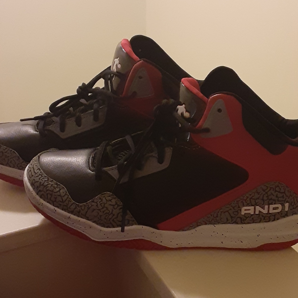 NWOT "Heroes" Hightop AND1 Sneakers